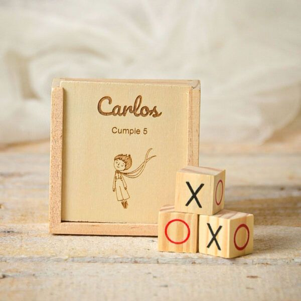 Tres en Raya Personalizado | Colección Fantasía